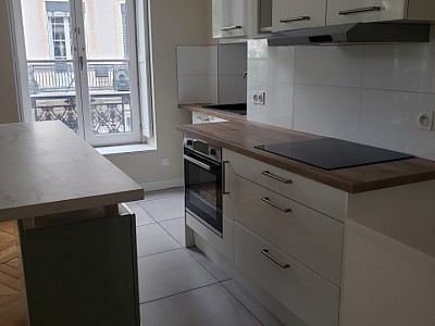 APPARTEMENT T4 A LOUER - LYON 6EME ARRONDISSEMENT Puvis de Chavannes - 119.95 m2 - 2045€ charges comprises par mois