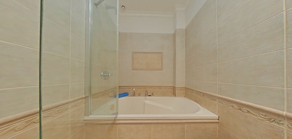 APPARTEMENT T4 A LOUER - LYON 6EME ARRONDISSEMENT Les Belges - 127.31 m2 - 2 660 &euro; charges comprises par mois
