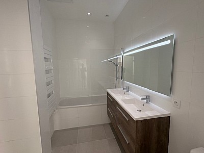 APPARTEMENT T4 A LOUER - LYON 6EME ARRONDISSEMENT Mongolfier-Le Lycee - 137.8 m2 - 2279,44€ charges comprises par mois