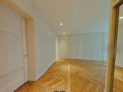 APPARTEMENT T4 A LOUER - LYON 6EME ARRONDISSEMENT Puvis de Chavannes - 114.34 m2 - 1 950 € charges comprises par mois