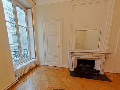APPARTEMENT T4 A LOUER - LYON 6EME ARRONDISSEMENT Puvis de Chavannes - 114.34 m2 - 1 950 € charges comprises par mois