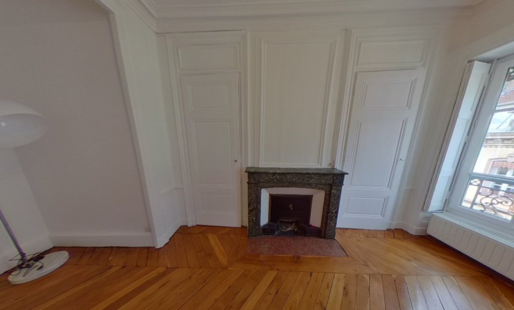 APPARTEMENT T4 A LOUER - LYON 6EME ARRONDISSEMENT Marechal Lyautey - 107.81 m2 - 1�640�&euro; charges comprises par mois