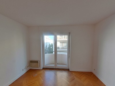 APPARTEMENT T4 A LOUER - LYON 6EME ARRONDISSEMENT l Helvetie - 95.66 m2 - 1 700 &euro; charges comprises par mois