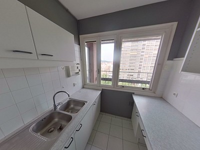APPARTEMENT T4 A LOUER - LYON 6EME ARRONDISSEMENT Mongolfier-Le Lycee - 66.62 m2 - 1 220 &euro; charges comprises par mois