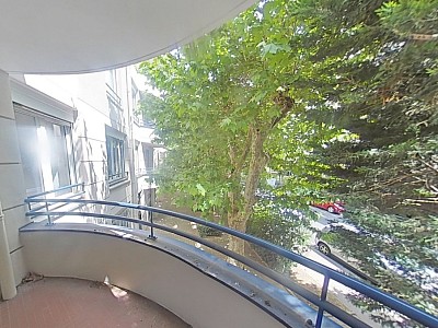 APPARTEMENT T4 A LOUER - LYON 6EME ARRONDISSEMENT Vauban - 92.47 m2 - 1 695 &euro; charges comprises par mois