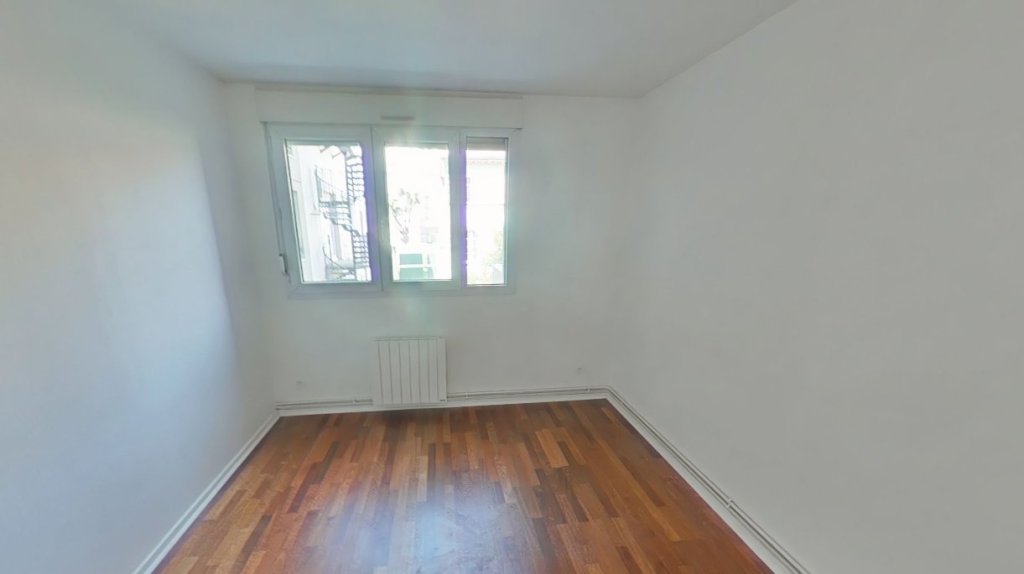 APPARTEMENT T4 A LOUER - LYON 6EME ARRONDISSEMENT Vauban - 92.47 m2 - 1 695 &euro; charges comprises par mois