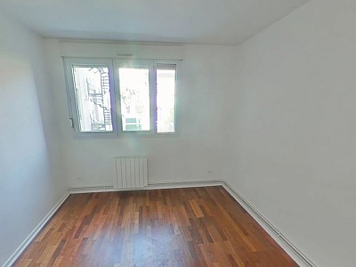 APPARTEMENT T4 A LOUER - LYON 6EME ARRONDISSEMENT Vauban - 92.47 m2 - 1 695 &euro; charges comprises par mois