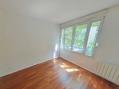 APPARTEMENT T4 A LOUER - LYON 6EME ARRONDISSEMENT Vauban - 92.47 m2 - 1 695 &euro; charges comprises par mois