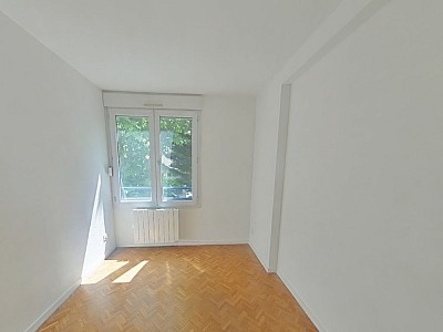 APPARTEMENT T4 A LOUER - LYON 6EME ARRONDISSEMENT Vauban - 92.47 m2 - 1 695 &euro; charges comprises par mois