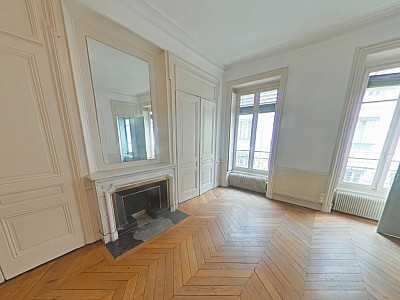 APPARTEMENT T4 A LOUER - LYON 6EME ARRONDISSEMENT Moliere - 125.74 m2 - 1 940 &euro; charges comprises par mois