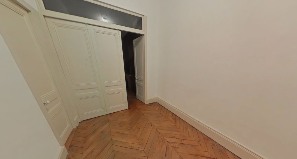 APPARTEMENT T4 A LOUER - LYON 6EME ARRONDISSEMENT Moliere - 125.74 m2 - 1 940 &euro; charges comprises par mois