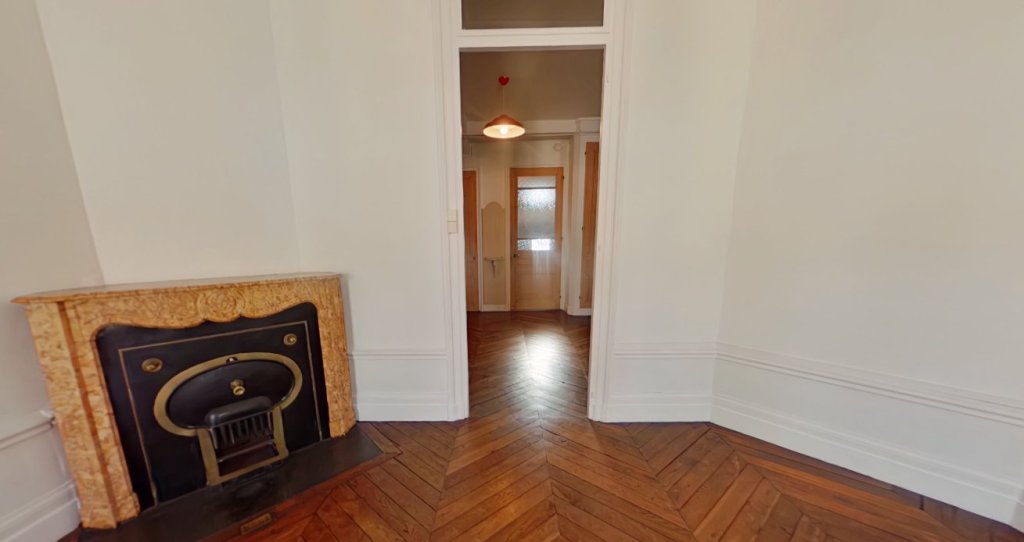 APPARTEMENT T4 A LOUER - LYON 6EME ARRONDISSEMENT Puvis de Chavannes - 91.29 m2 - 1 095 &euro; charges comprises par mois