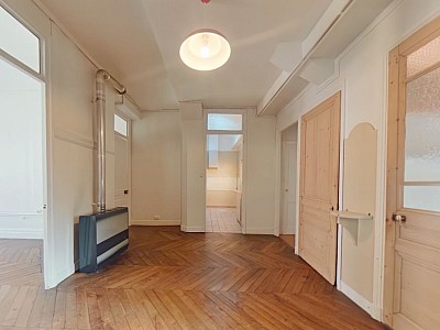 APPARTEMENT T4 A LOUER - LYON 6EME ARRONDISSEMENT Puvis de Chavannes - 91.29 m2 - 1 095 € charges comprises par mois