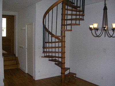 APPARTEMENT T4 A LOUER - LYON 6EME ARRONDISSEMENT - 110.56 m2 - 1765 € charges comprises par mois