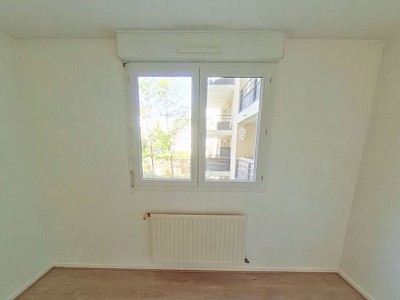 APPARTEMENT T4 A LOUER - LYON 7EME ARRONDISSEMENT Yves Farges - 86.92 m2 - 1210€ charges comprises par mois