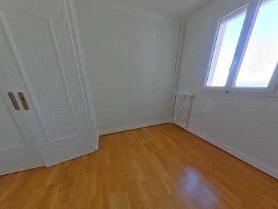 APPARTEMENT T4 A LOUER - LYON 7EME ARRONDISSEMENT Mairie - 96.8 m2 - 1390€ charges comprises par mois