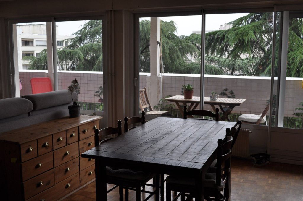 APPARTEMENT T4 A LOUER - LYON 7EME ARRONDISSEMENT Le Fleuve - 88.73 m2 - 1 650 &euro; charges comprises par mois