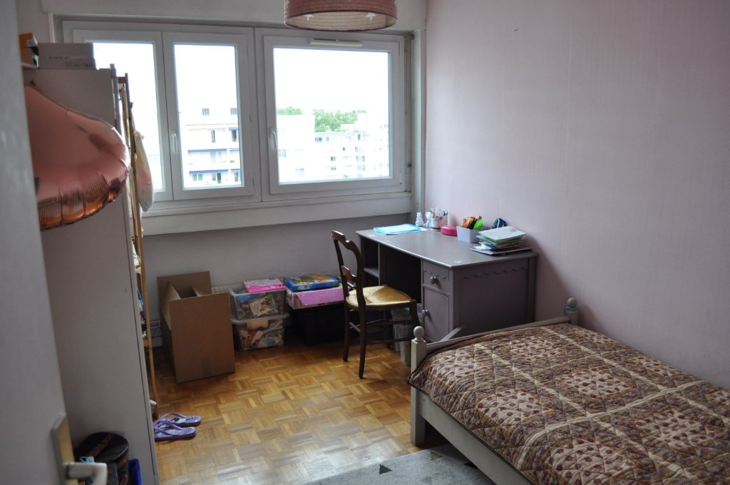 APPARTEMENT T4 A LOUER - LYON 7EME ARRONDISSEMENT Le Fleuve - 88.73 m2 - 1 650 &euro; charges comprises par mois