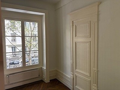 APPARTEMENT T4 A LOUER - LYON 7EME ARRONDISSEMENT Stalingrad - 84.79 m2 - 1 215 &euro; charges comprises par mois