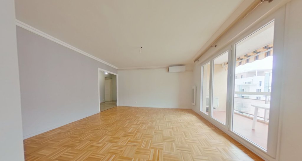 APPARTEMENT T4 A LOUER - LYON 8EME ARRONDISSEMENT Les Alouettes-Bachut - 90.77 m2 - 1 404 &euro; charges comprises par mois