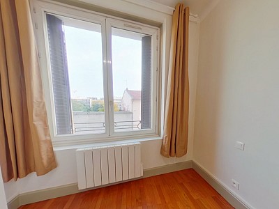APPARTEMENT T4 A LOUER - LYON 8EME ARRONDISSEMENT Colbert - 79.21 m2 - 1 185 &euro; charges comprises par mois