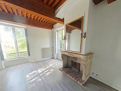 APPARTEMENT T4 A LOUER - LYON 9EME ARRONDISSEMENT Montessuy-Le Vergoin - 144.56 m2 - 1690€ charges comprises par mois