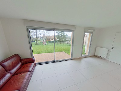 APPARTEMENT T4 A LOUER - ST GEORGES D ESPERANCHE - 90.3 m2 - 1 280 € charges comprises par mois