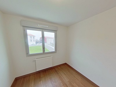 APPARTEMENT T4 A LOUER - ST GEORGES D ESPERANCHE - 90.3 m2 - 1 280 € charges comprises par mois