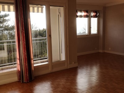 APPARTEMENT T4 A LOUER - STE FOY LES LYON - 90,5 m2 - 1200 € charges comprises par mois