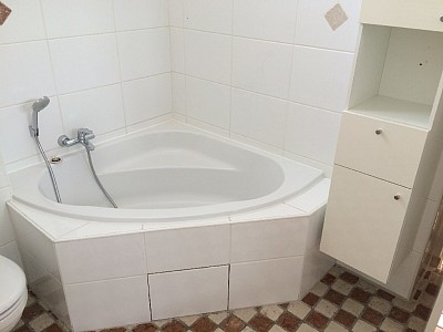 APPARTEMENT T4 A LOUER - STE FOY LES LYON Fontanieres - 122.29 m2 - 1770€ charges comprises par mois