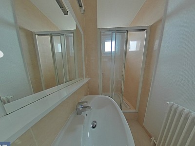 APPARTEMENT T4 A LOUER - STE FOY LES LYON Centre - 113.08 m2 - 1440€ charges comprises par mois