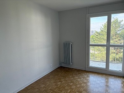 APPARTEMENT T4 A LOUER - STE FOY LES LYON Les-Provinces - 70.74 m2 - 1 120 &euro; charges comprises par mois