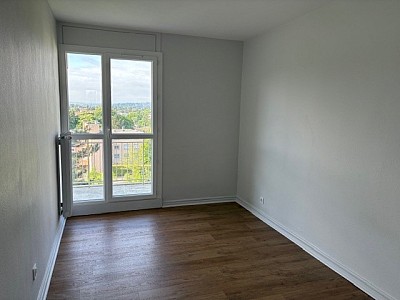 APPARTEMENT T4 A LOUER - STE FOY LES LYON Les-Provinces - 70.74 m2 - 1 120 &euro; charges comprises par mois