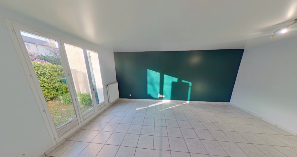 APPARTEMENT T4 A LOUER - STE FOY LES LYON Les-Dames Grand-Vallon - 95.62 m2 - 1 390 &euro; charges comprises par mois