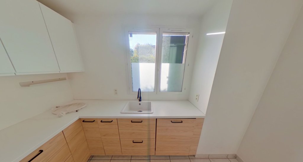 APPARTEMENT T4 A LOUER - STE FOY LES LYON Les-Dames Grand-Vallon - 95.62 m2 - 1 390 &euro; charges comprises par mois