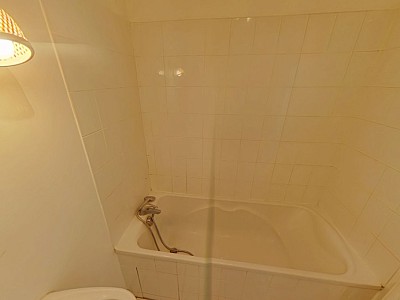 APPARTEMENT T4 A LOUER - STE FOY LES LYON Les-Dames Grand-Vallon - 95.62 m2 - 1 390 &euro; charges comprises par mois