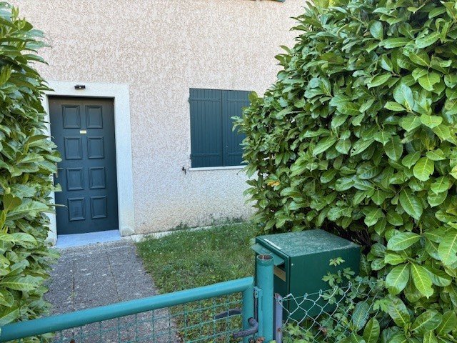 APPARTEMENT T4 A LOUER - STE FOY LES LYON Les-Dames Grand-Vallon - 95.62 m2 - 1 390 &euro; charges comprises par mois