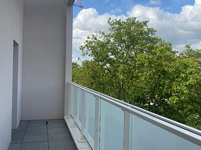 APPARTEMENT T4 A LOUER - VENISSIEUX - 82 m2 - 1 317,63 &euro; charges comprises par mois