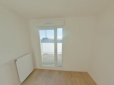 APPARTEMENT T4 A LOUER - VENISSIEUX - 82 m2 - 1 317,63 &euro; charges comprises par mois