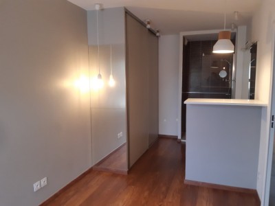 APPARTEMENT T4 A LOUER - VILLEURBANNE - 82,68 m2 - 1430 € charges comprises par mois