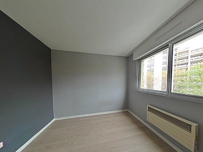 APPARTEMENT T4 A LOUER - VILLEURBANNE Onze-Novembre - 105.51 m2 - 1 290 &euro; charges comprises par mois