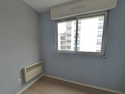 APPARTEMENT T4 A LOUER - VILLEURBANNE Onze-Novembre - 105.51 m2 - 1 290 &euro; charges comprises par mois