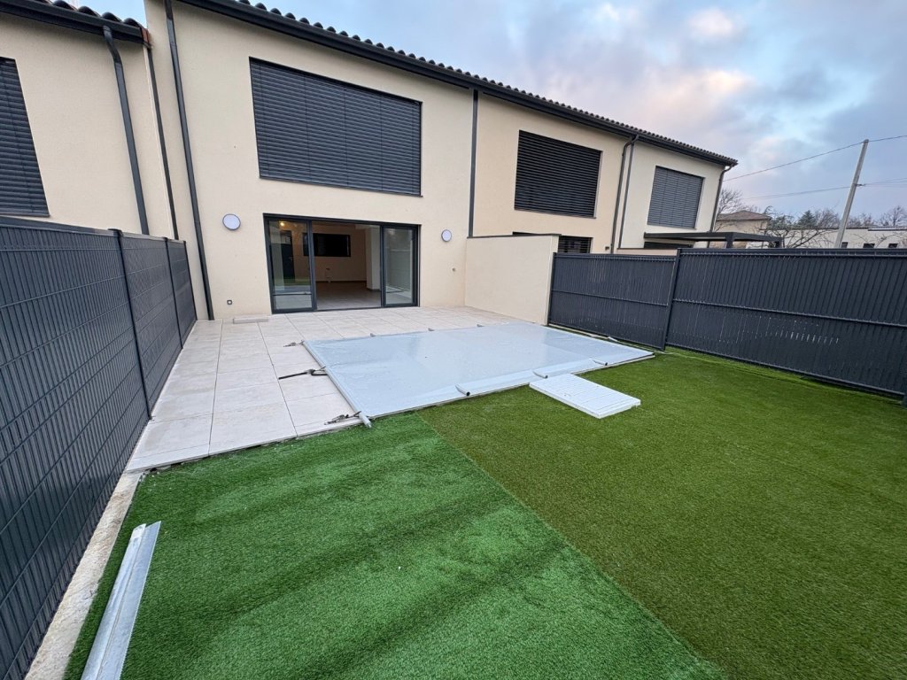 APPARTEMENT T4 A LOUER - VINDRY SUR TURDINE - 85.94 m2 - 1�350�&euro; charges comprises par mois