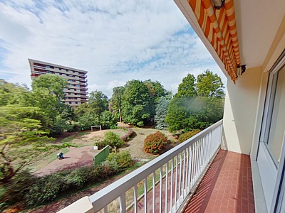 APPARTEMENT T5 A LOUER - ECULLY Valvert - 121.49 m2 - 2 030 &euro; charges comprises par mois
