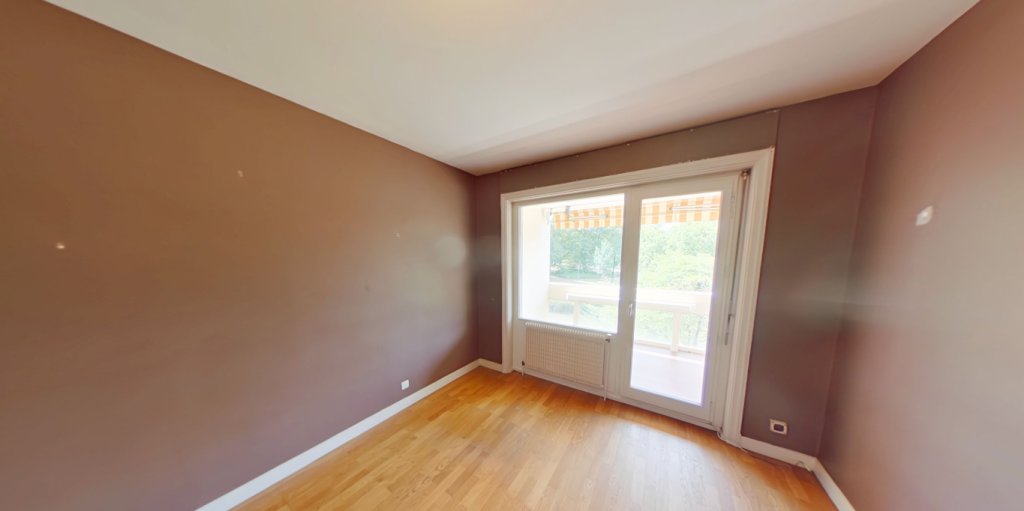 APPARTEMENT T5 A LOUER - ECULLY Valvert - 121.49 m2 - 2 030 &euro; charges comprises par mois