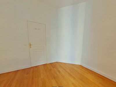 APPARTEMENT T5 A LOUER - LYON 1ER ARRONDISSEMENT Terreaux-Bat-d-Argent - 170.73 m2 - 2 725 € charges comprises par mois