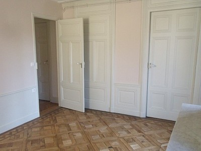 APPARTEMENT T5 A LOUER - LYON 2EME ARRONDISSEMENT Bellecour-Sala - 151.61 m2 - 1920€ charges comprises par mois