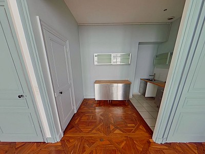 APPARTEMENT T5 A LOUER - LYON 2EME ARRONDISSEMENT Bellecour-a Gourjus - 140.57 m2 - 2360€ charges comprises par mois