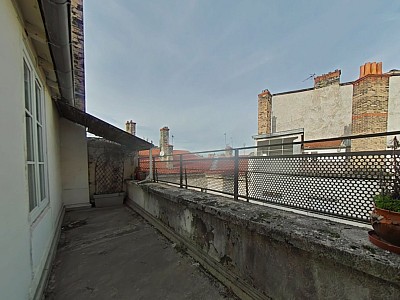 APPARTEMENT T5 A LOUER - LYON 2EME ARRONDISSEMENT Bellecour-Sala - 136.13 m2 - 1308,70€ charges comprises par mois