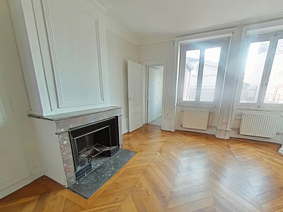 APPARTEMENT T5 A LOUER - LYON 2EME ARRONDISSEMENT Bellecour-Sala - 136.13 m2 - 1308,70€ charges comprises par mois